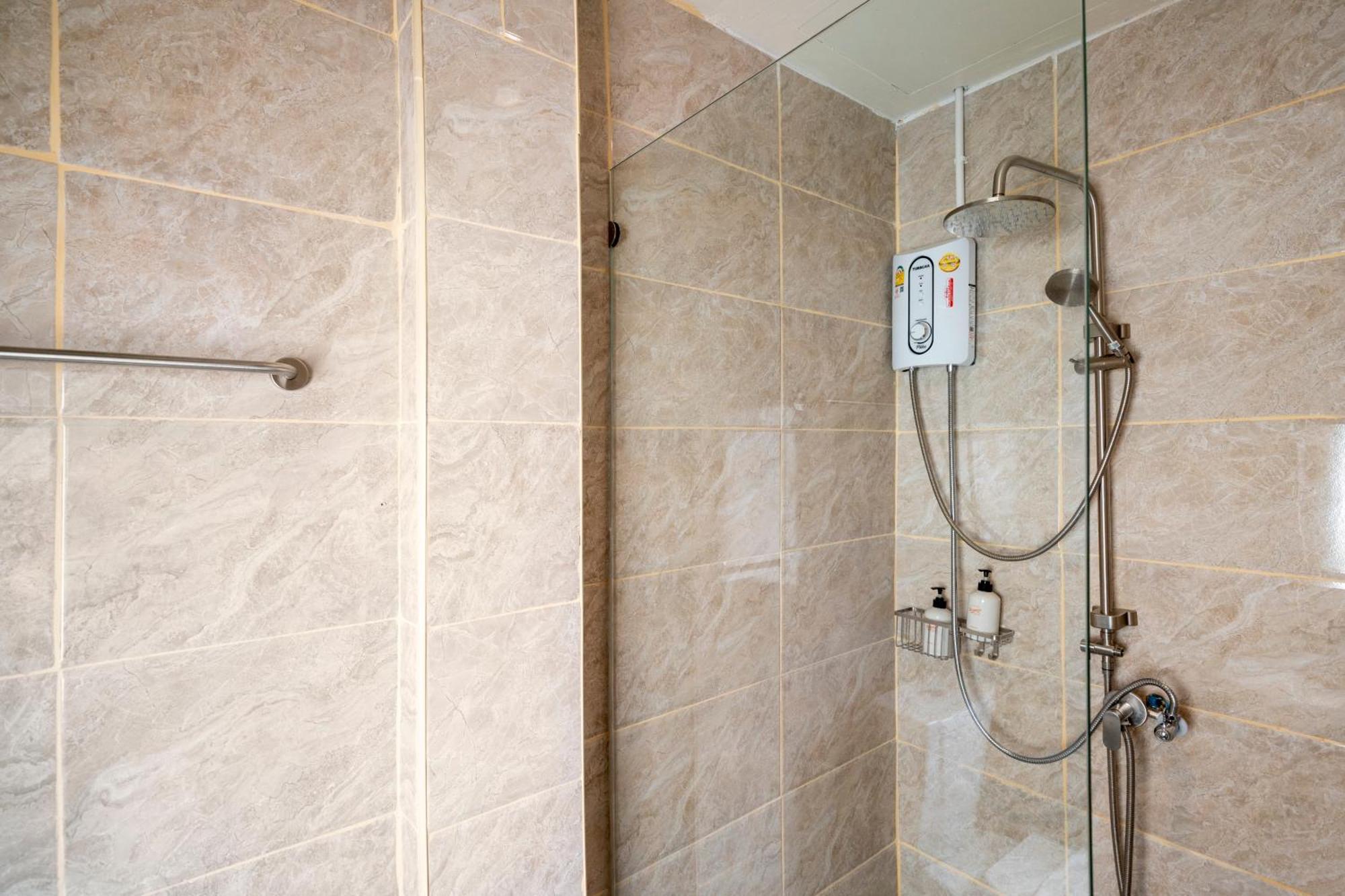 Horange Phuket Town Hotel Room photo